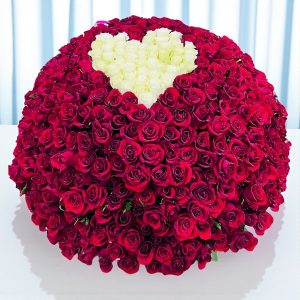 Giant Red and White Roses Bouquet